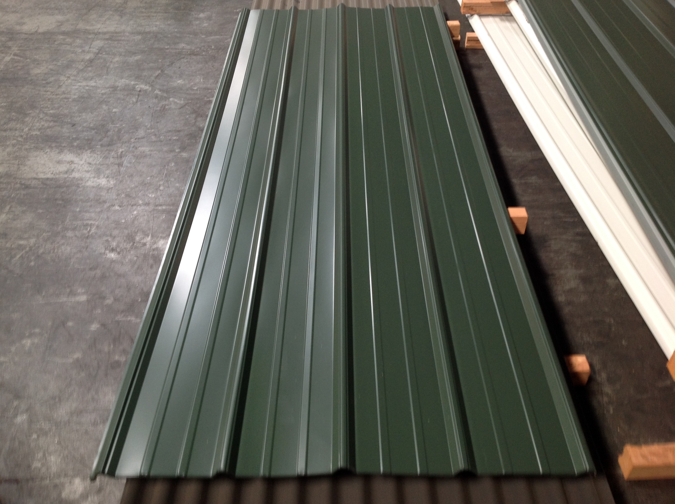 Painted Green Corrugated Sheet AGGRN29144 Industrial Metal Supply